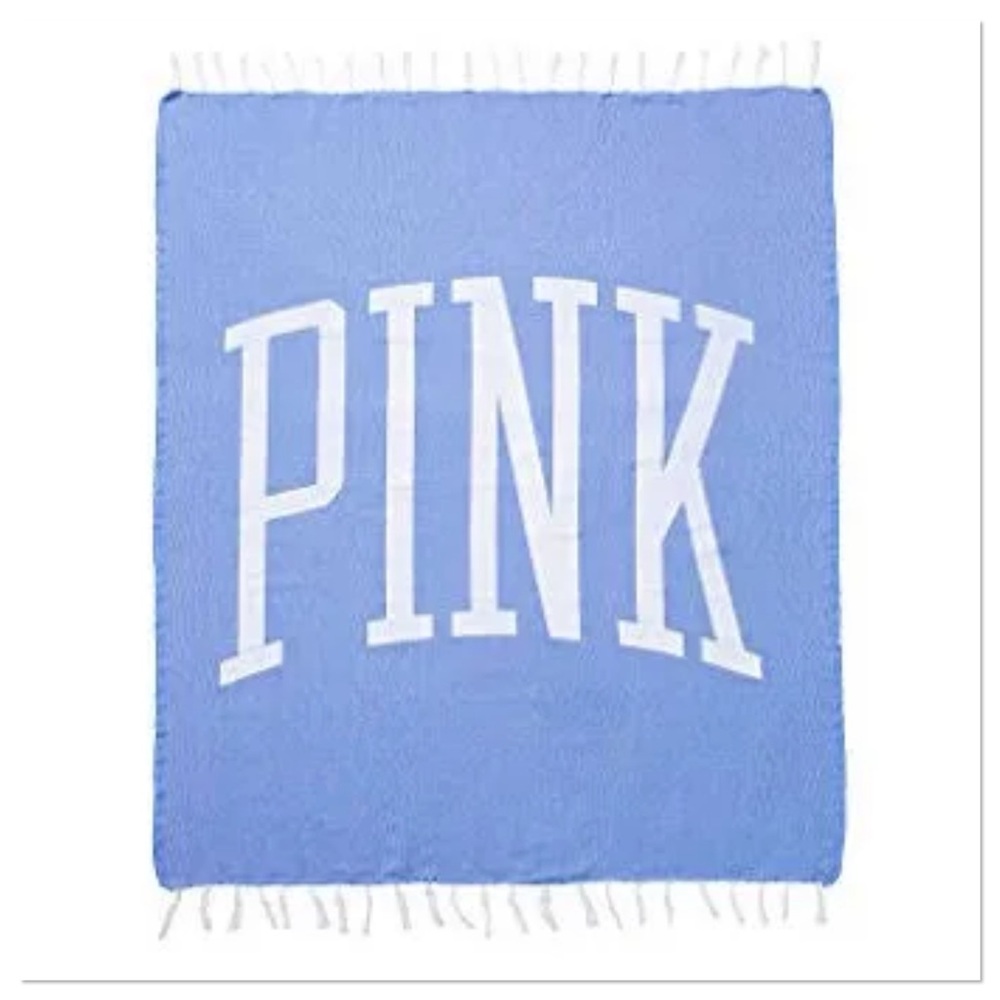 Victoria's Secret PINK Fringe Beach Blanket Stadium Throw Blanket BLUE And WHITE